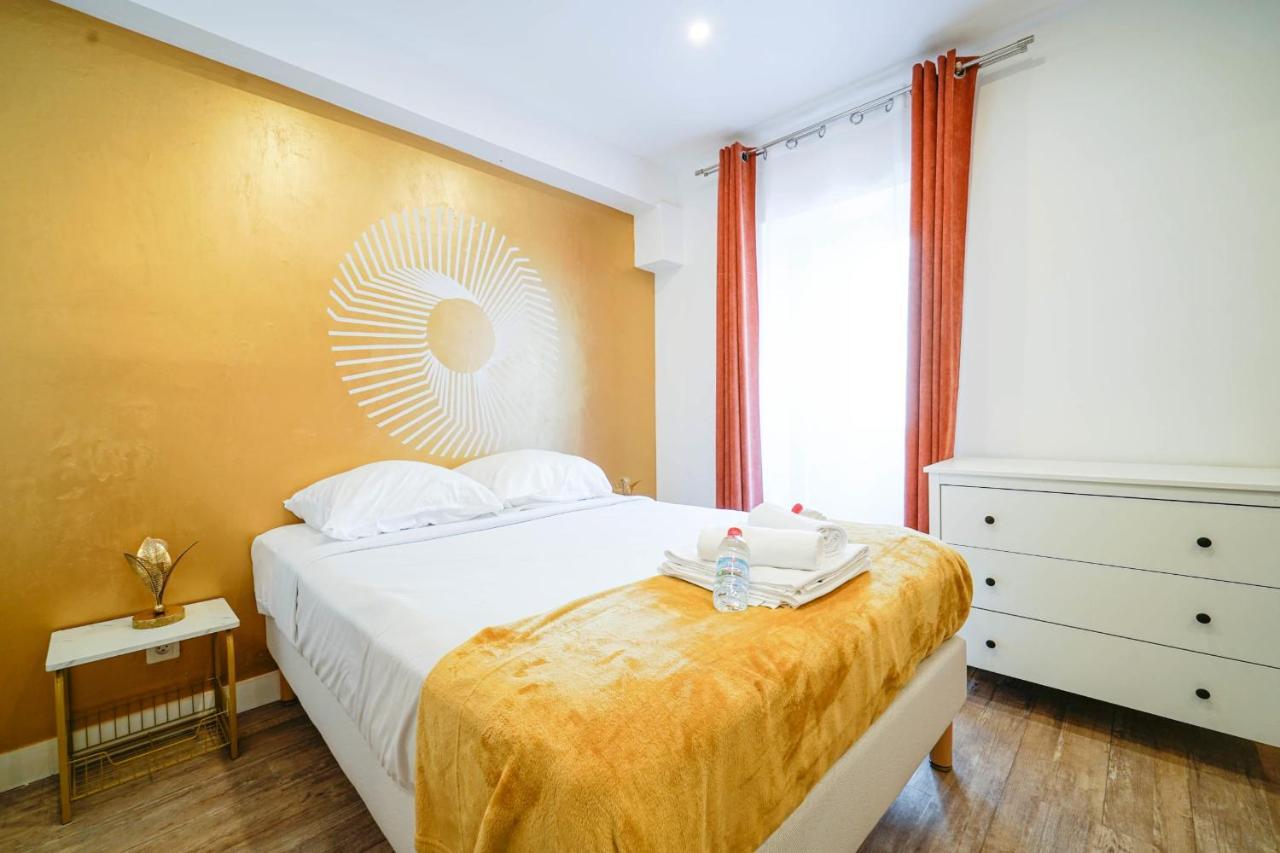 Appartement Quartier MontmartreSaint LazareLafayette París Exterior foto