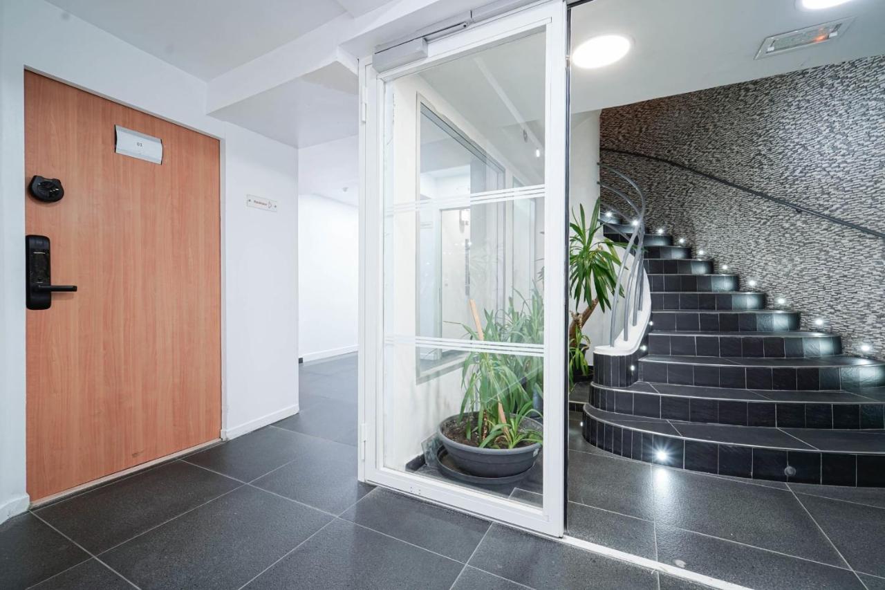 Appartement Quartier MontmartreSaint LazareLafayette París Exterior foto